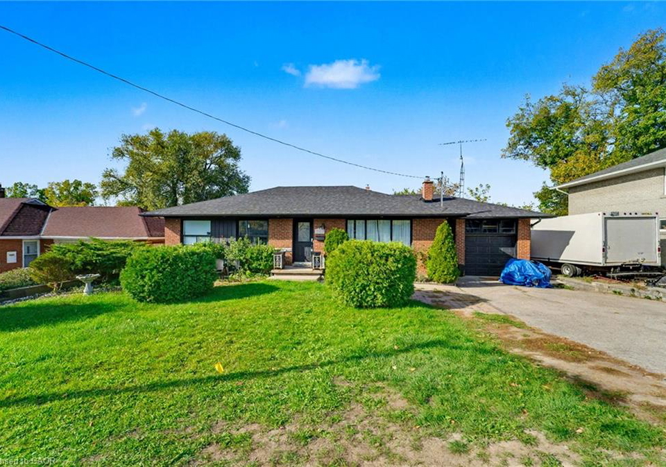 2610-islington-avenue-etobicoke-ontario-40826933