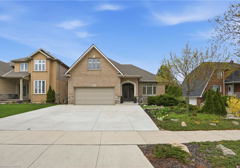 256-highland-road-w-stoney-creek-ontario-40826981