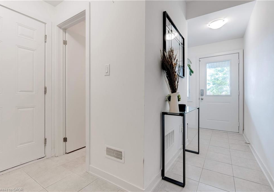 590-north-service-road-hamilton-ontario-40827002