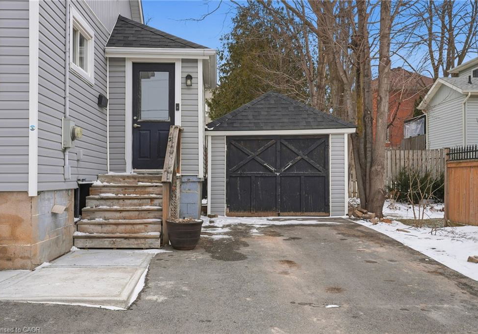 196-queen-street-w-fergus-ontario-40827012