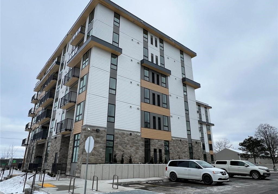 101-golden-eagle-road-waterloo-ontario-40827033