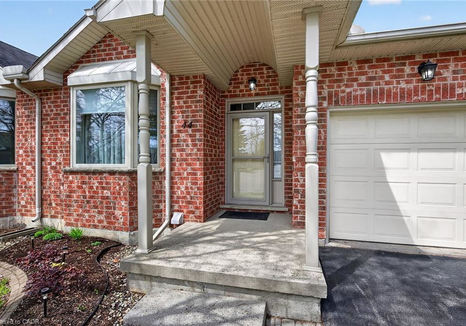 44-twentyplace-boulevard-mount-hope-ontario-40827075