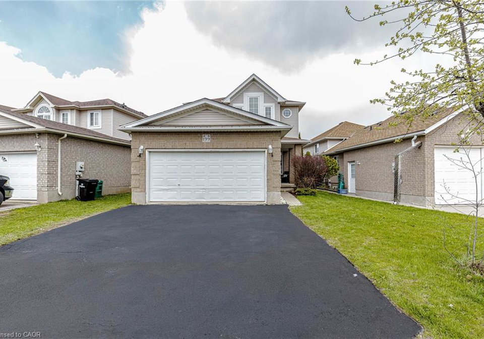 199-gatehouse-drive-cambridge-ontario-40827076