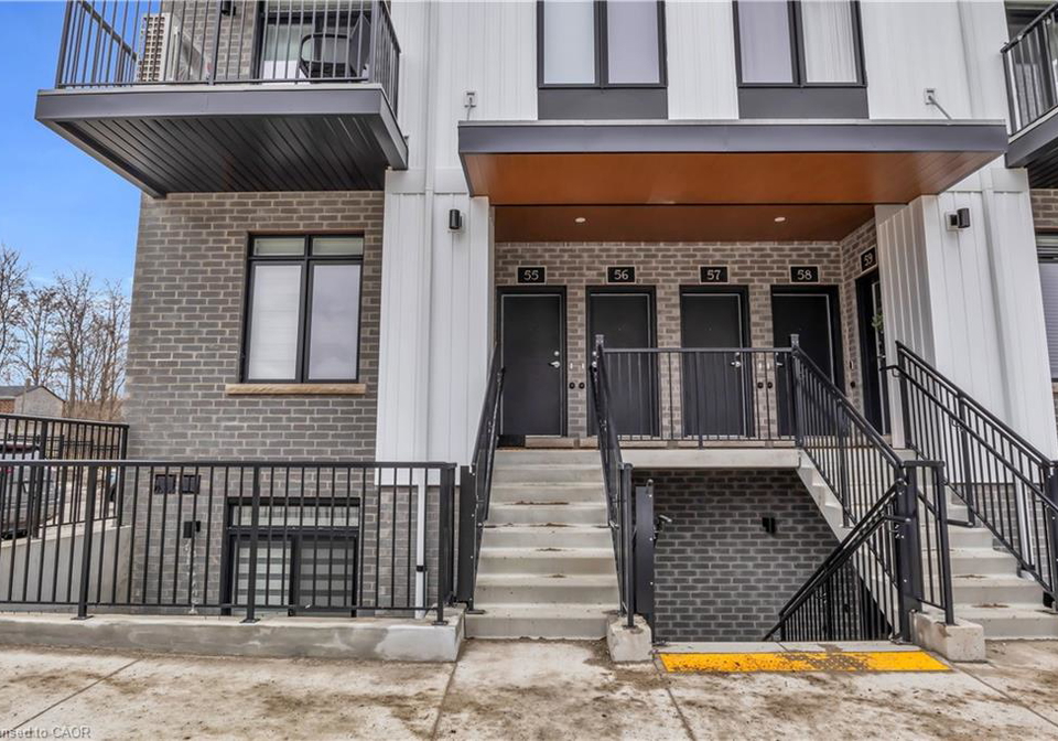 405-myers-road-cambridge-ontario-40827103