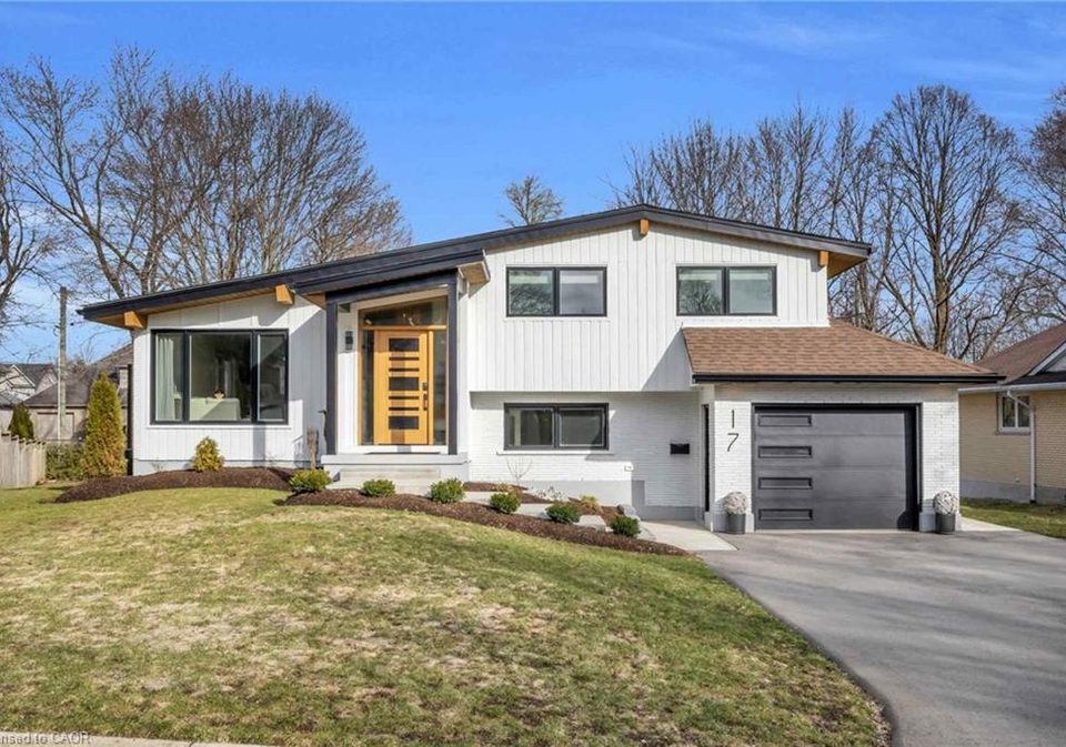 17-bluebird-place-elmira-ontario-40827115