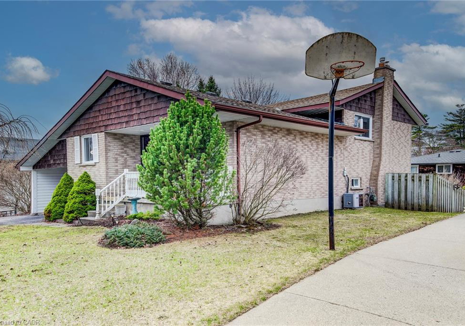 53-greenock-drive-kitchener-ontario-40827129