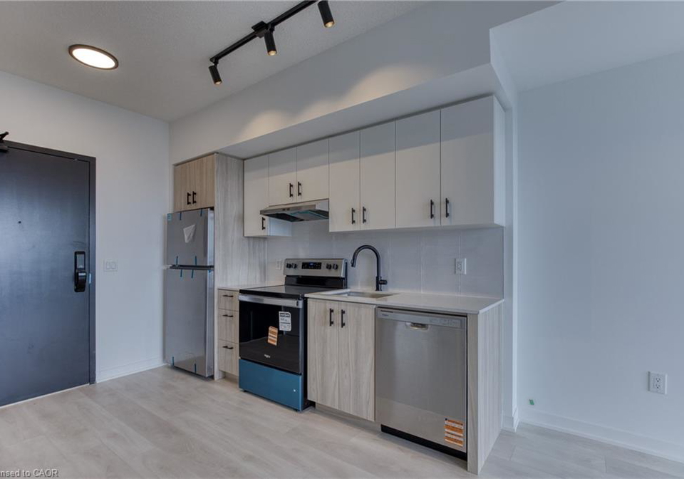 4878-powers-common-burlington-ontario-40827132