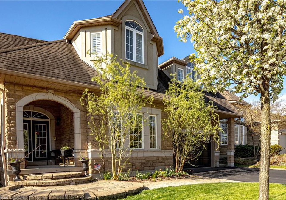 29-gaines-avenue-dundas-ontario-40827139