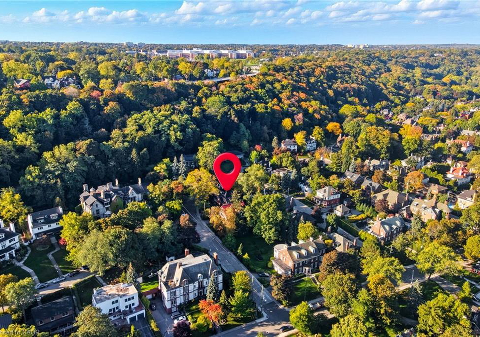 18-inglewood-drive-hamilton-ontario-40827144