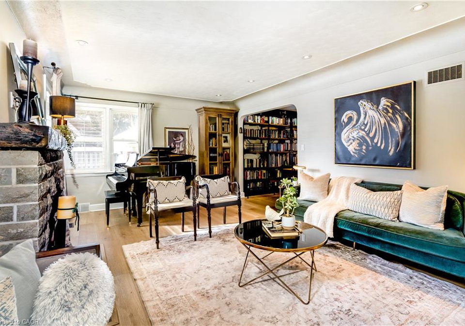 3-fallsview-road-hamilton-ontario-40827156