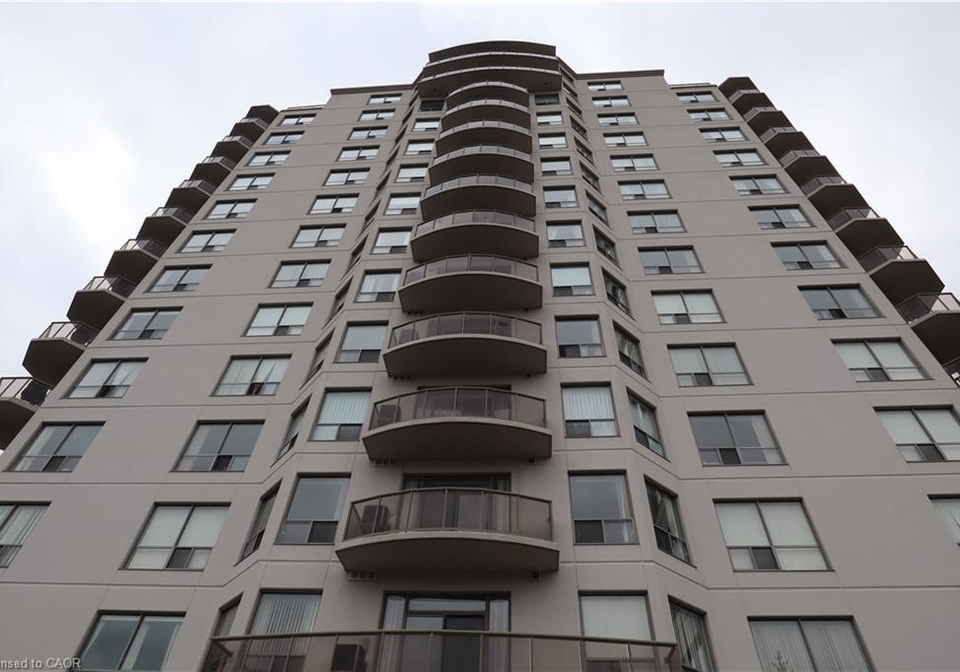 255-keats-way-waterloo-ontario-40827248