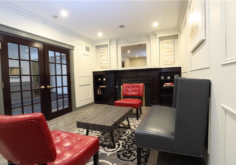 255-keats-way-waterloo-ontario-40827248