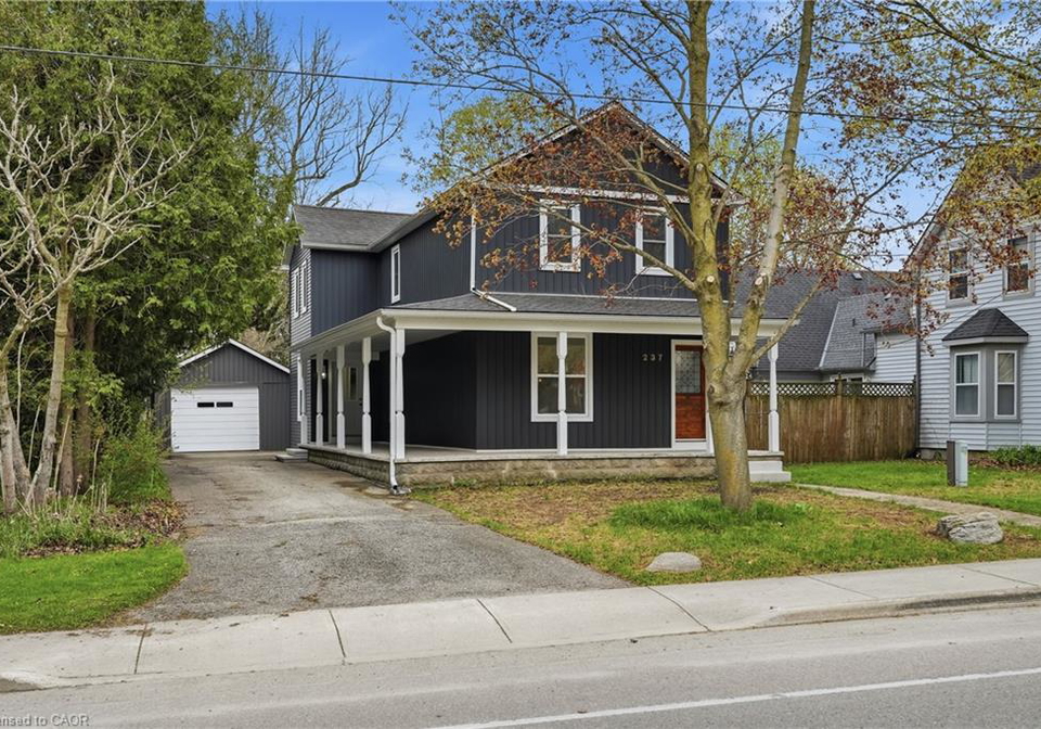 237-main-street-e-norwich-ontario-40827290