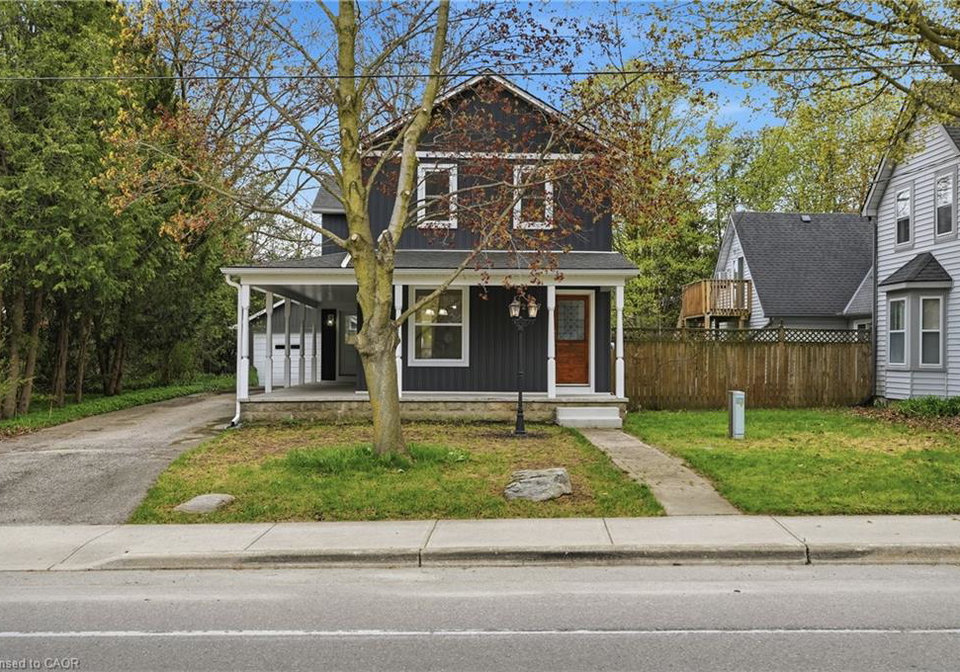 237-main-street-e-norwich-ontario-40827290