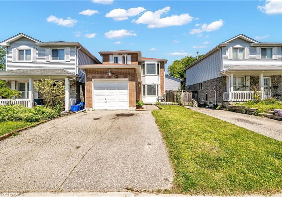 732-bennett-crescent-oshawa-ontario-40827299