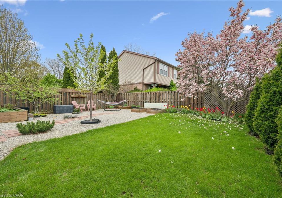 395-maidstone-crescent-oakville-ontario-40827357