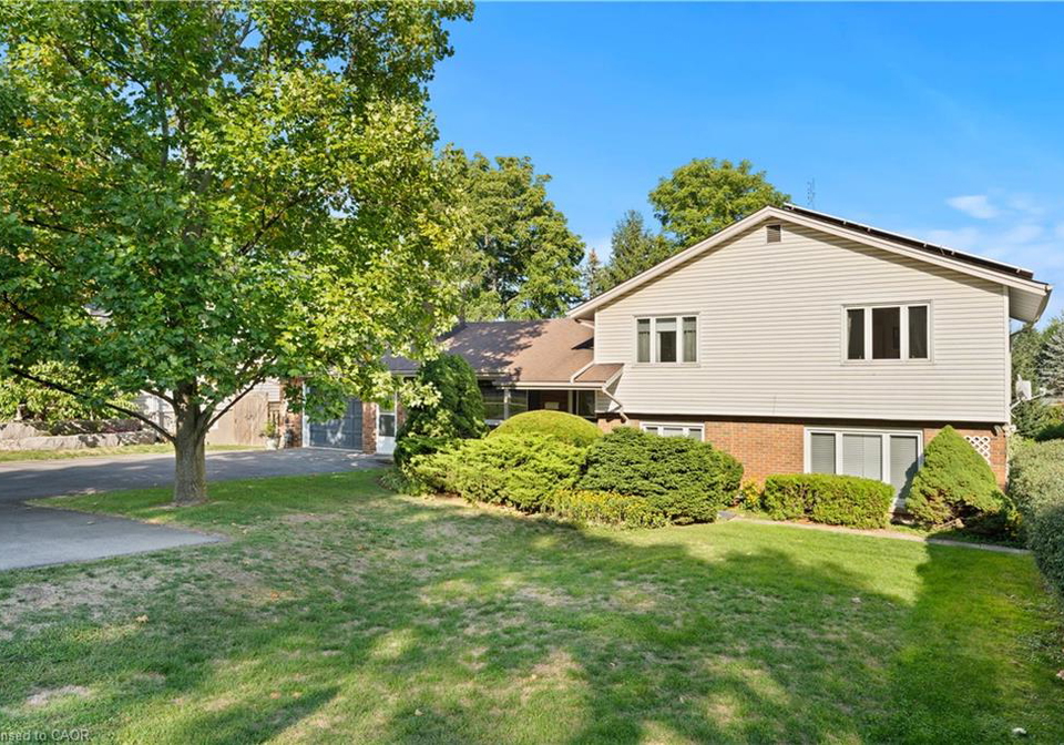 1327-pelham-street-fonthill-ontario-40827461