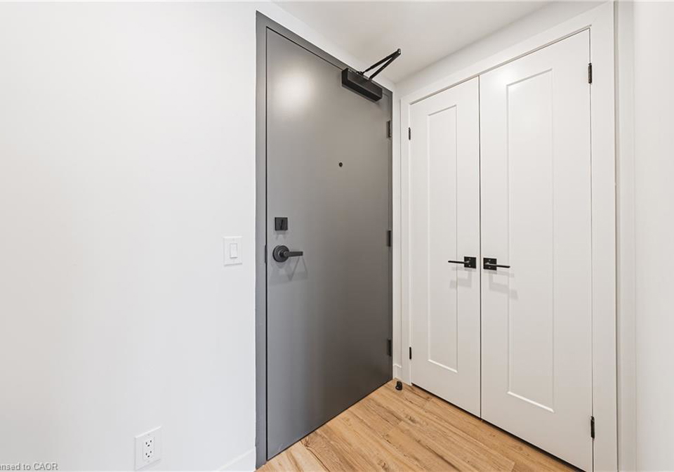 555-sanatorium-road-hamilton-ontario-40827489