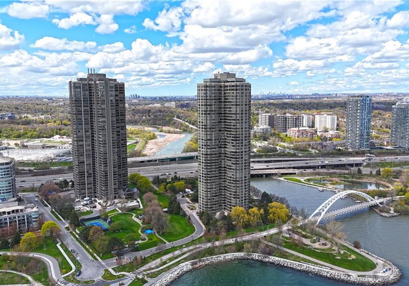 2045-lakeshore-boulevard-toronto-ontario-40827490