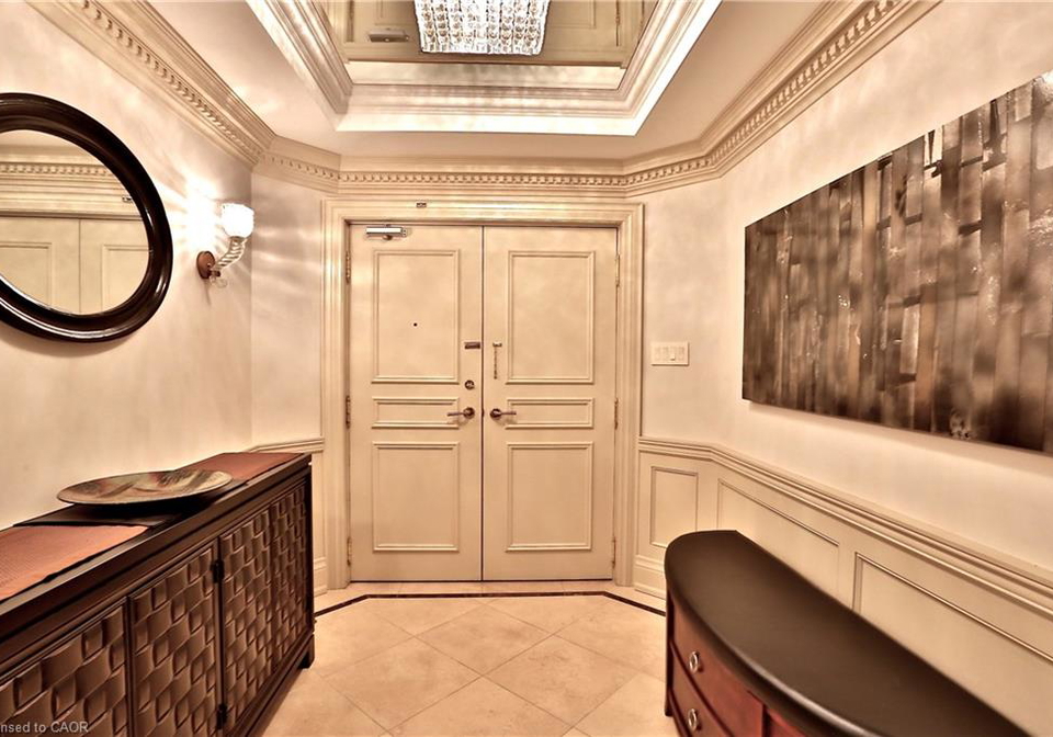 2045-lakeshore-boulevard-toronto-ontario-40827490