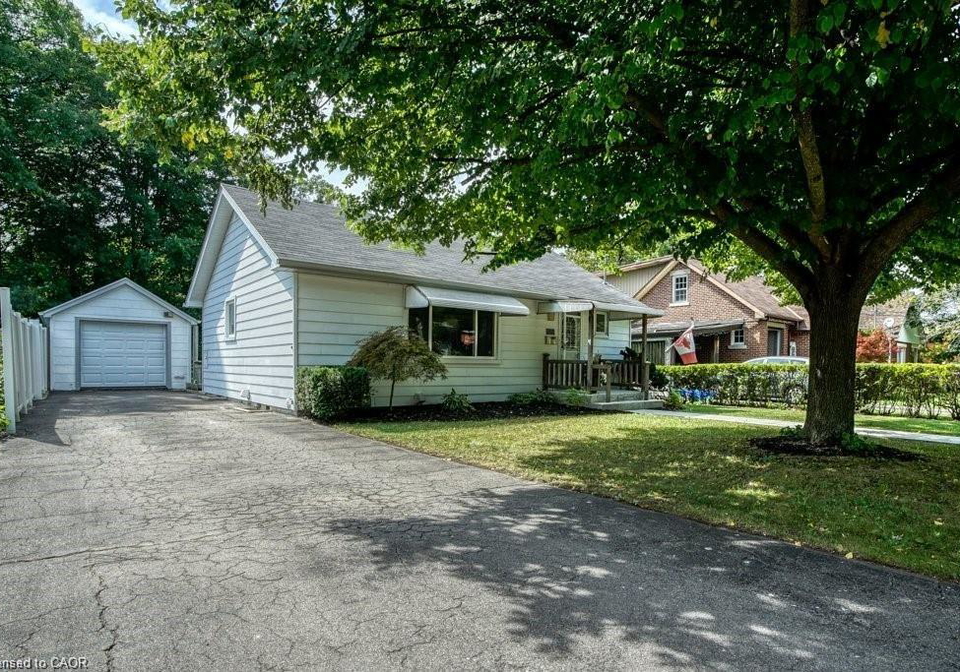 102-kribs-street-cambridge-ontario-40827494