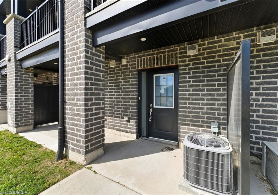 160-rochefort-street-kitchener-ontario-40827512