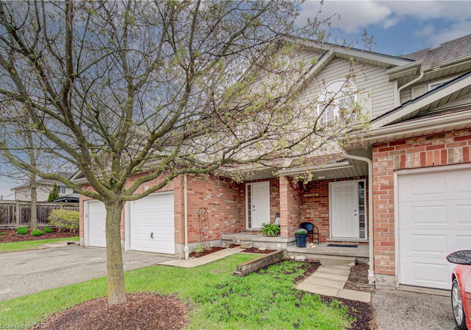 42-fallowfield-drive-kitchener-ontario-40827514
