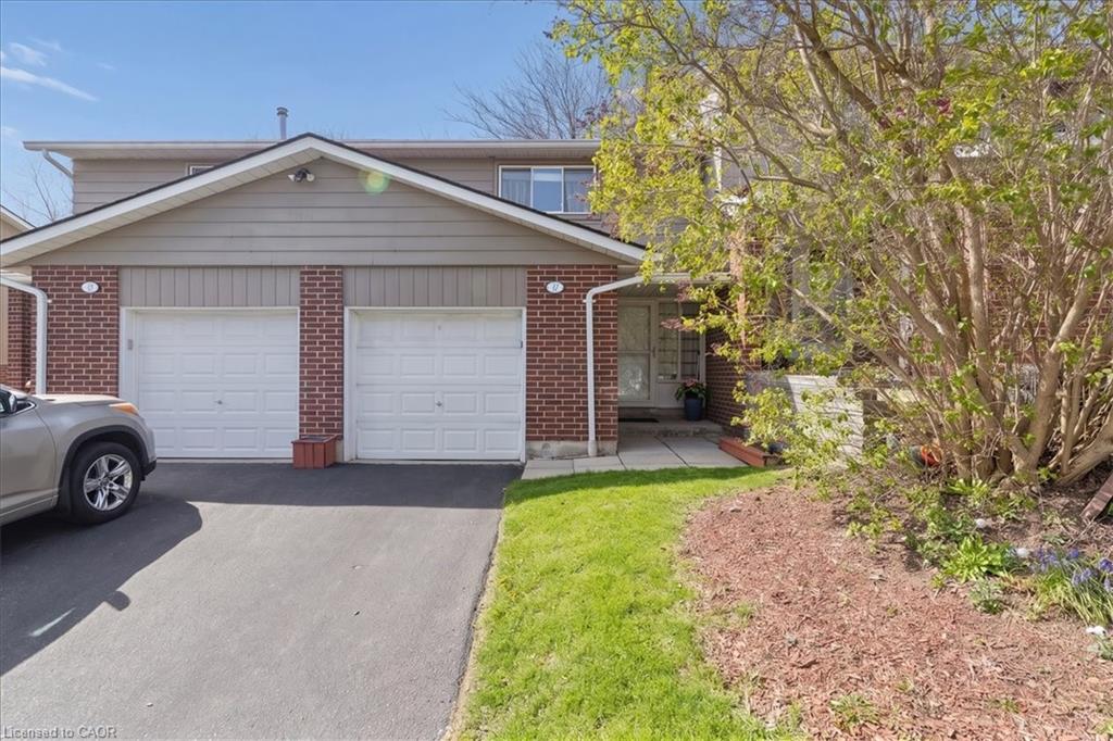 16-hadati-road-guelph-ontario-40827539