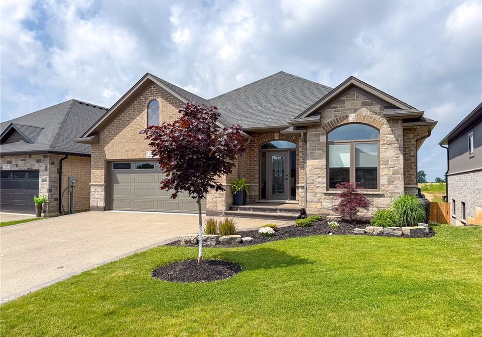 103-gibbons-street-waterford-ontario-40827540