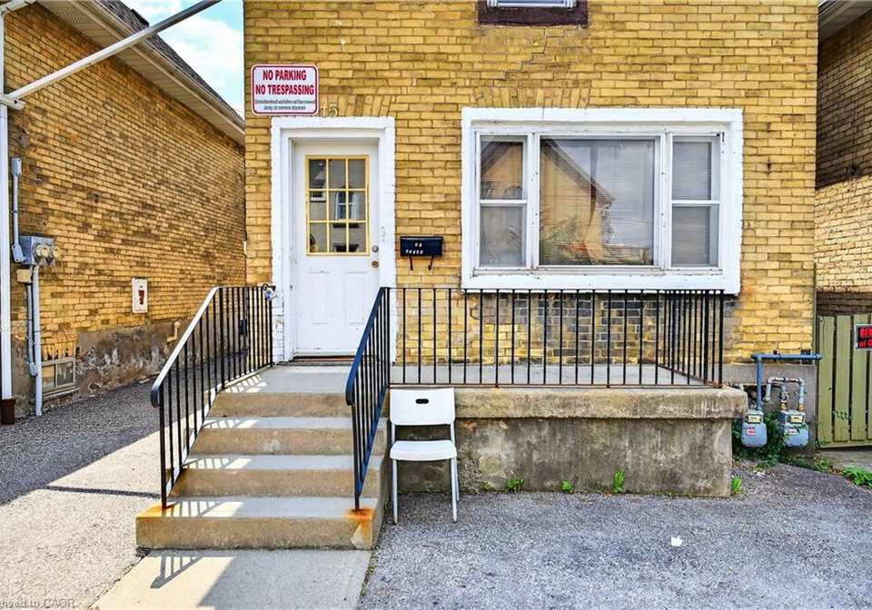 15-warnock-street-cambridge-ontario-40827546