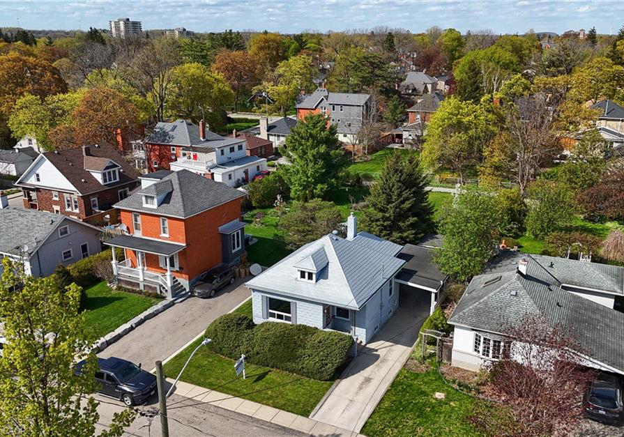 733-sherring-street-cambridge-ontario-40827561