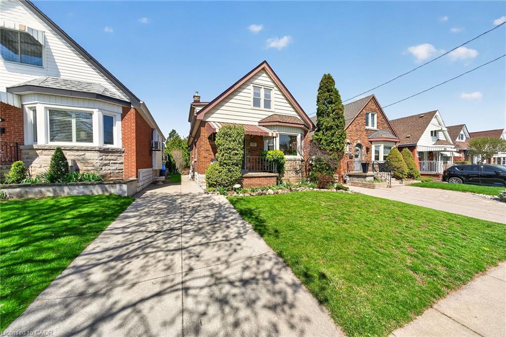 188-wexford-avenue-s-hamilton-ontario-40827583