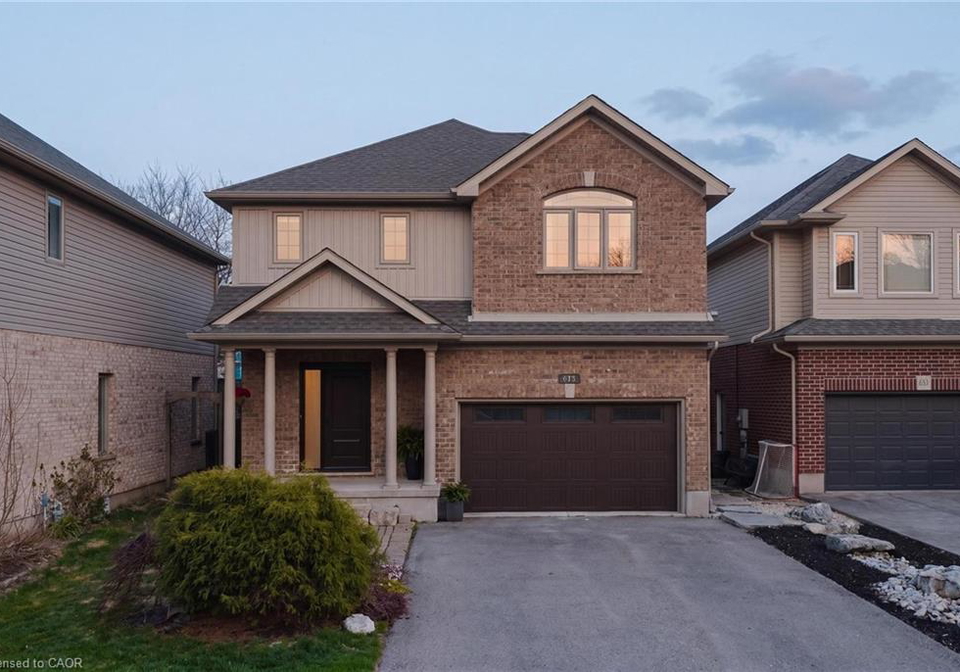 631-woodlawn-place-waterloo-ontario-40827584