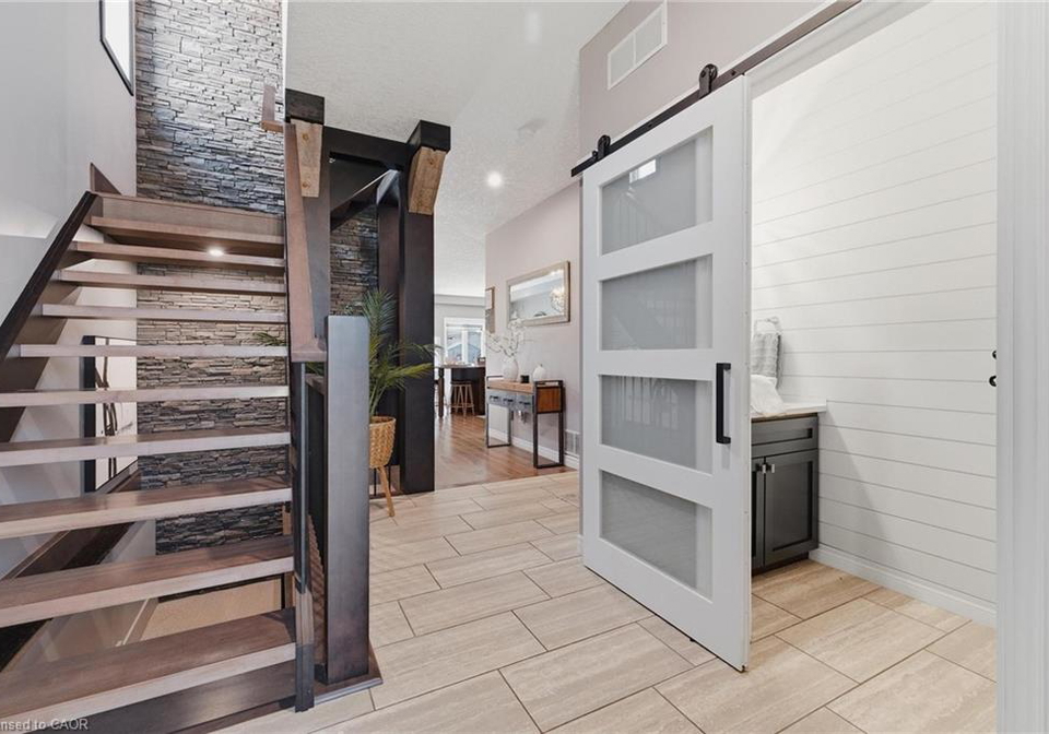 631-woodlawn-place-waterloo-ontario-40827584