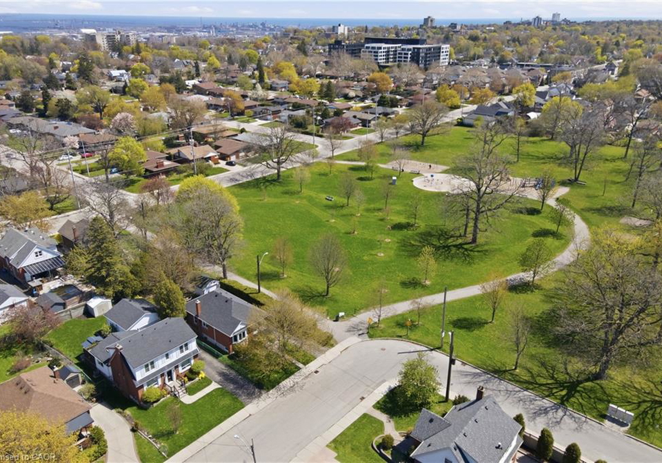 115-empress-avenue-hamilton-ontario-40827626