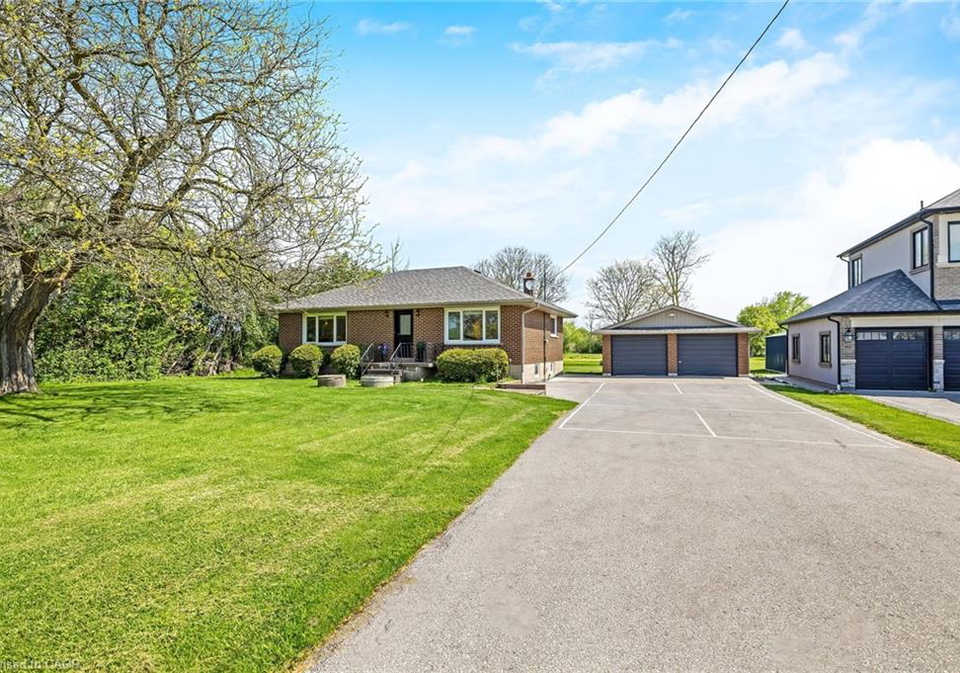 9095-eight-line-line-georgetown-ontario-40827639