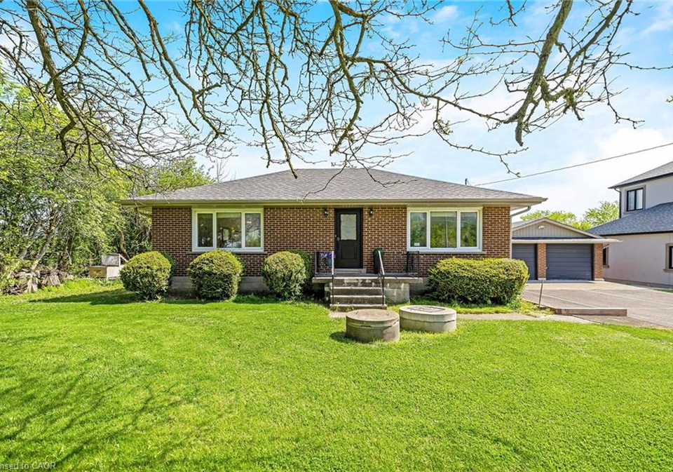 9095-eight-line-line-georgetown-ontario-40827639