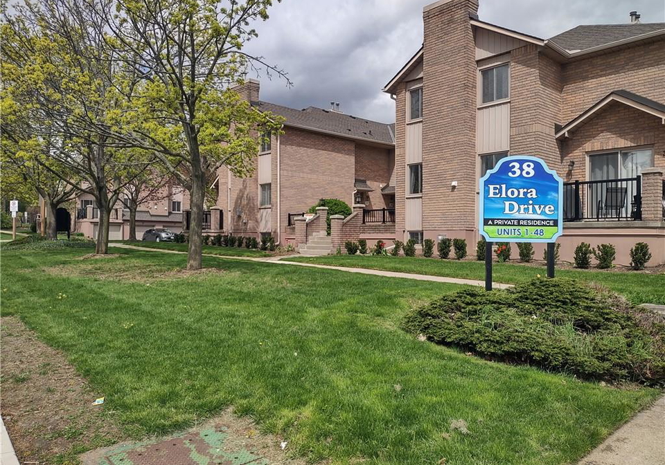 38-elora-drive-hamilton-ontario-40827685