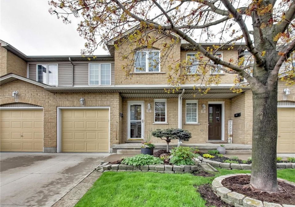 104-frances-avenue-stoney-creek-ontario-40827694
