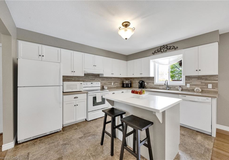 7-windemere-avenue-tillsonburg-ontario-40827708