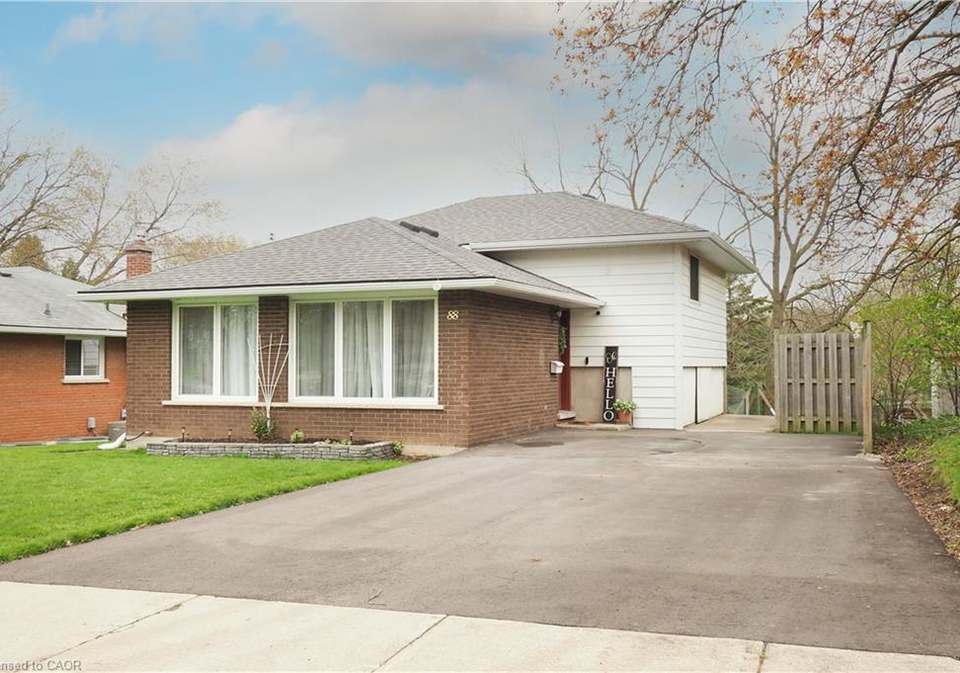 88-gilmour-crescent-kitchener-ontario-40827759