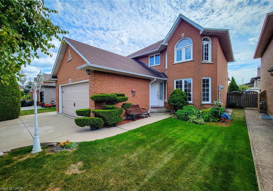146-locheed-drive-hamilton-ontario-40827760