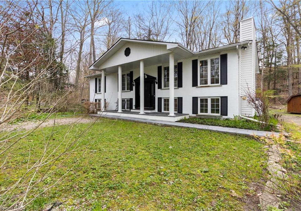 46-blairs-trail-huron-kinloss-ontario-40827768