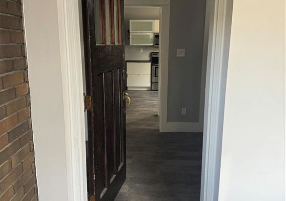 61-waterloo-drive-kitchener-ontario-40827817