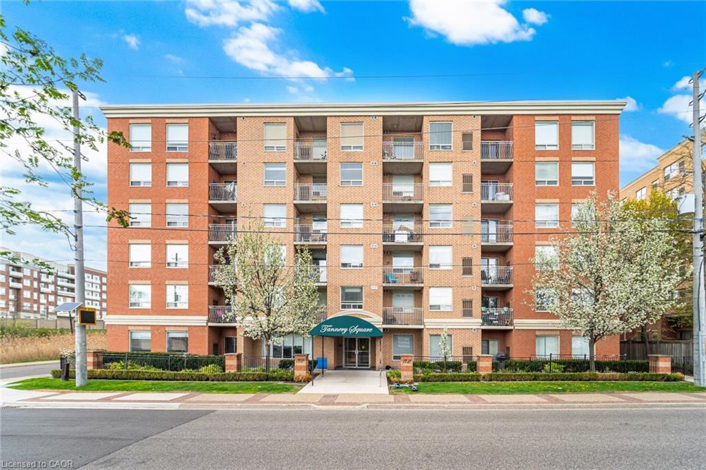 32-tannery-street-mississauga-ontario-40827837