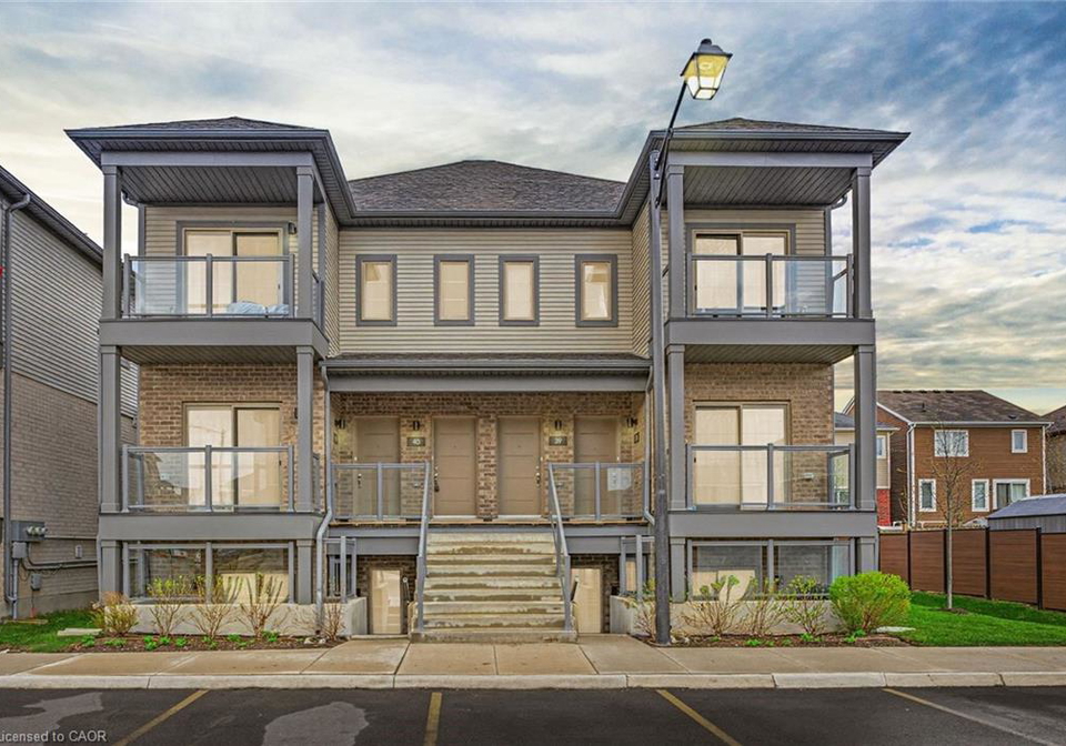205-west-oak-trail-kitchener-ontario-40827873