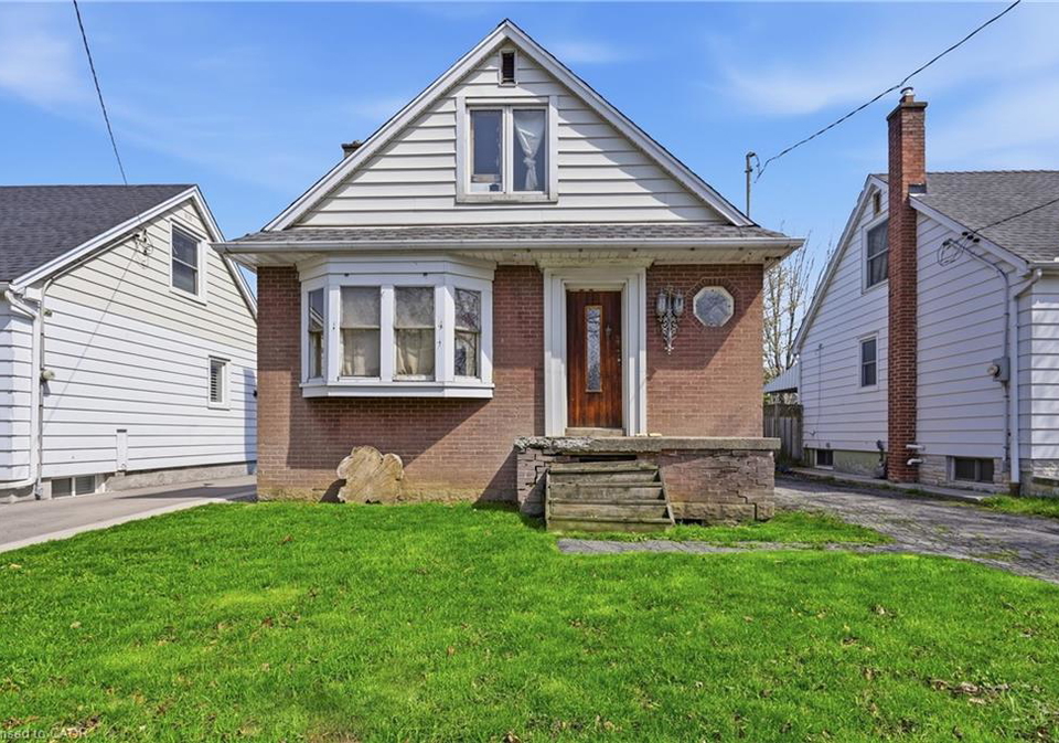 145-auburn-avenue-hamilton-ontario-40827944
