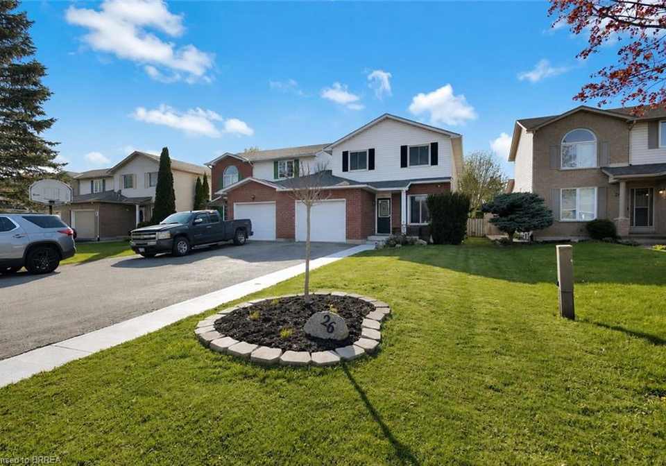 26-scottacres-boulevard-caledonia-ontario-40827972