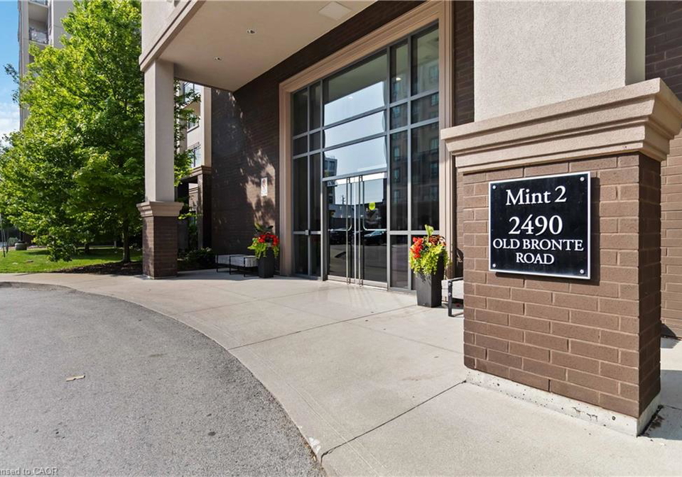 2490-old-bronte-road-oakville-ontario-40827976