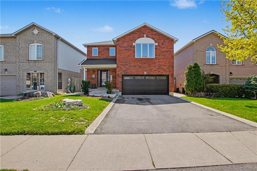 22-waterwheel-crescent-waterdown-ontario-40827982